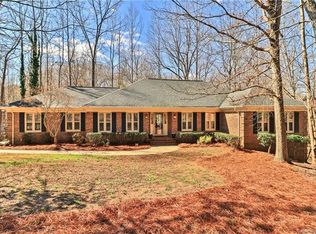 9500 Hampton Oaks Ln, Charlotte, NC 28270