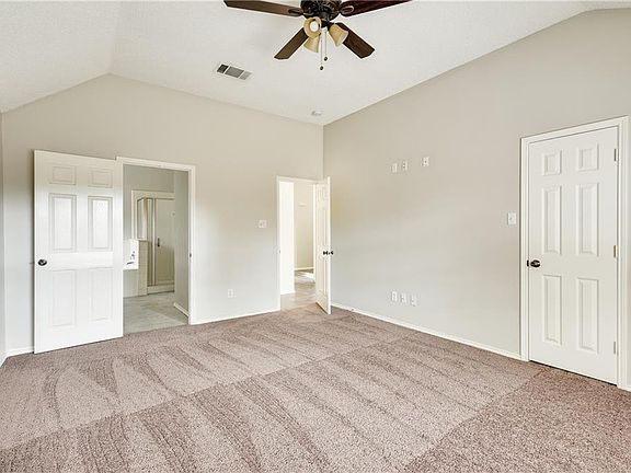 3rd image of 10412 Joy Dr