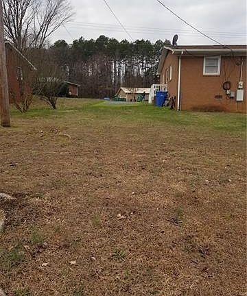 3rd image of 535 Coble Ave