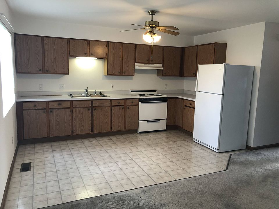 Lotts Landing Senior Apartments 800 Randall Rd Carlinville IL Zillow