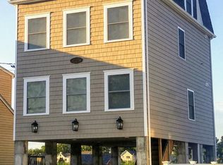 1063 Reef Rd, Fairfield, CT 06824