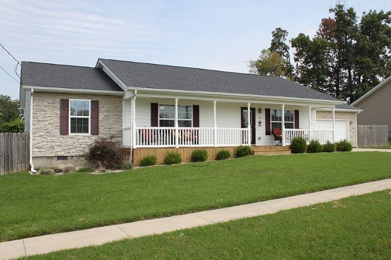 1st image of 104 E Tuscany Ct