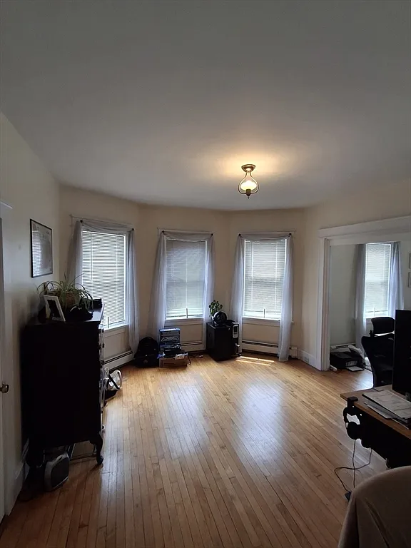 1 bed, 1.0 bath, 1052 sqft, $2,550 — Photo 4