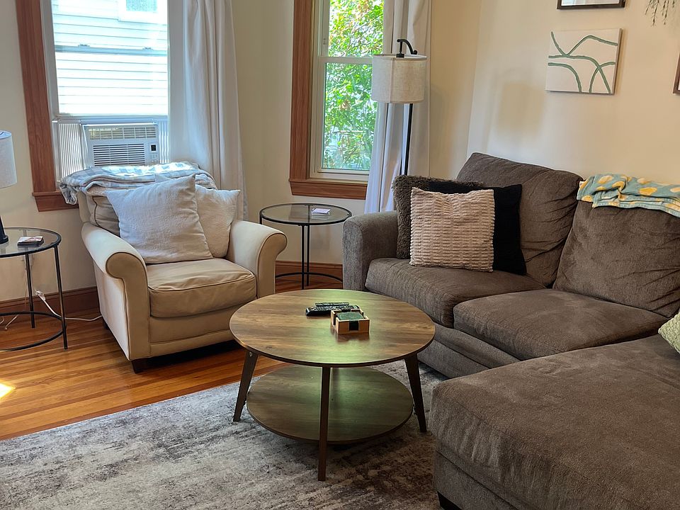 1st image of 41 Montfern Ave