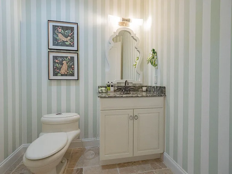 801 N Swim Club Dr #2B — Photo 46