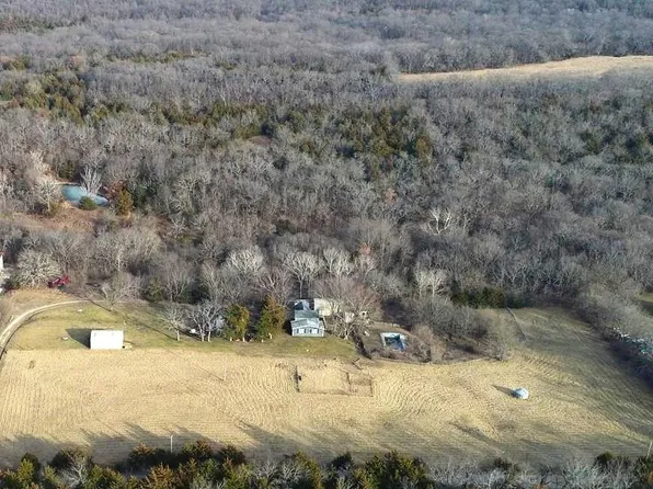 30405 Oak Grove Rd, Paola, KS 66071