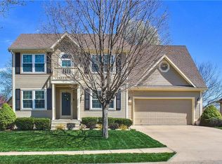 2514 NE Springbrook St, Blue Springs, MO 64014