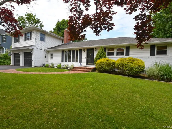 50 Deer Drive, Sound Beach, NY 11789
