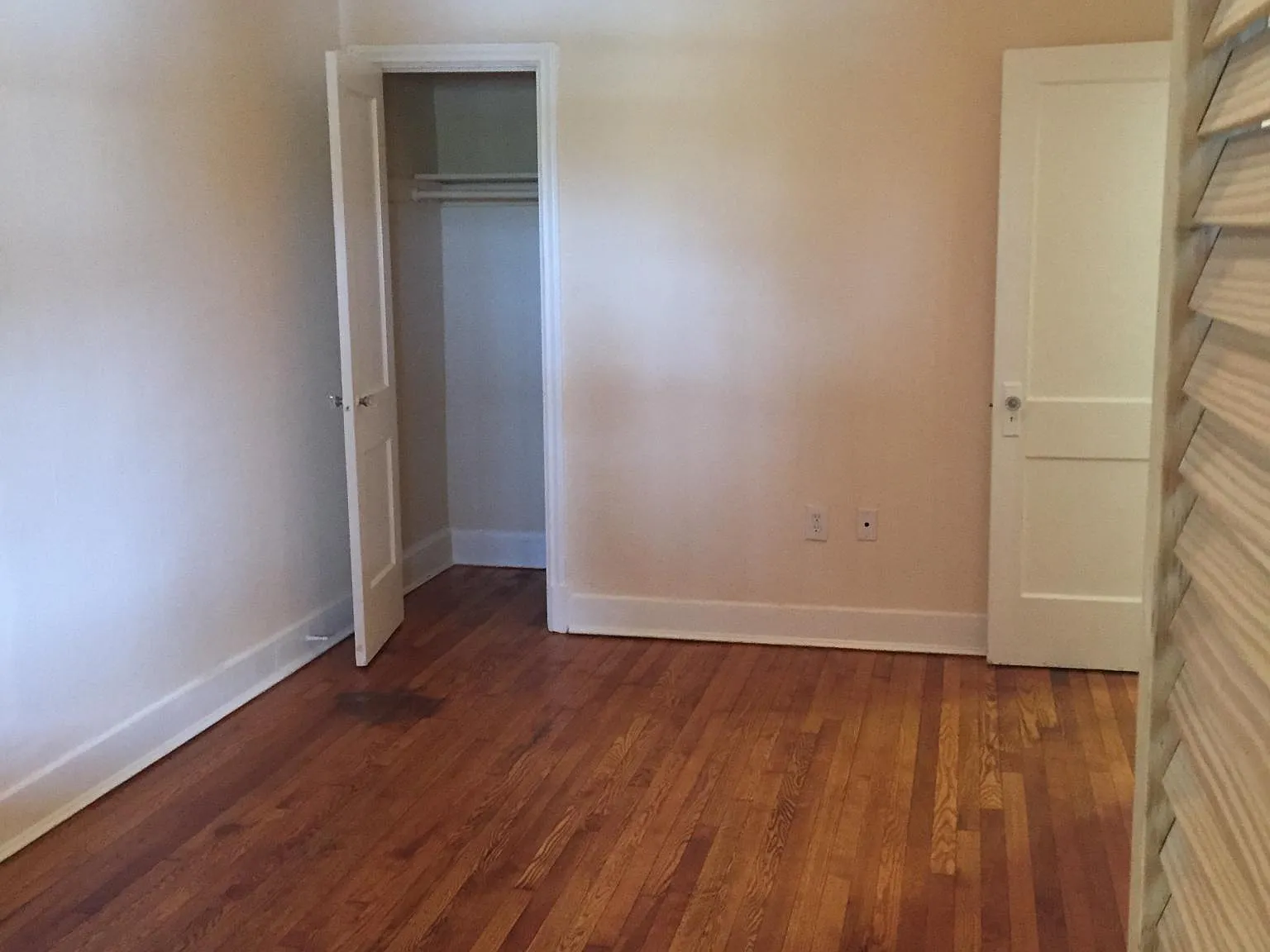 2218 Nicholson St SE — Photo 4