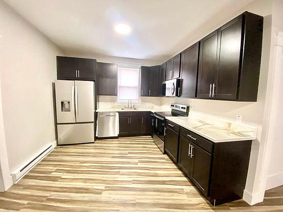 3rd image of 426 Baltimore Ave #426