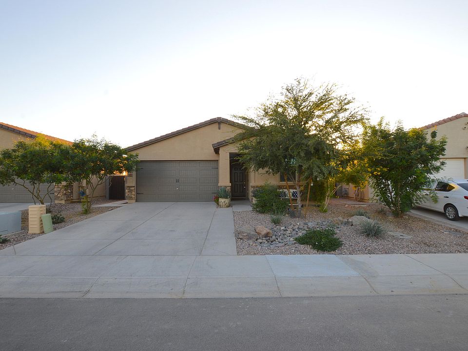 1st image of 433 W. Salali Trl.