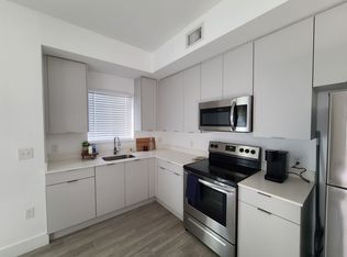Avenu Heights, Miami, FL 33128