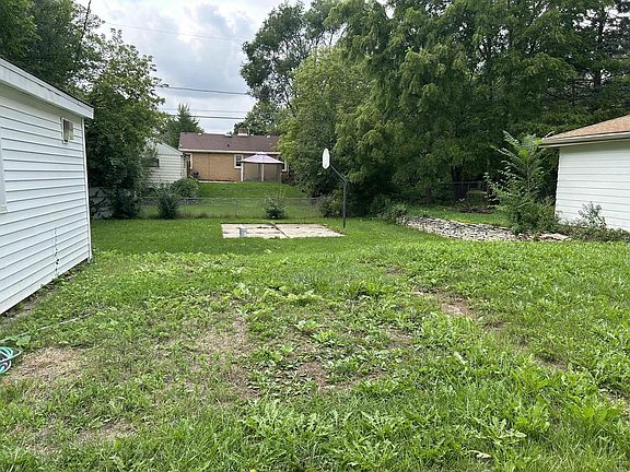 4th image of 5037 N 74th STREET