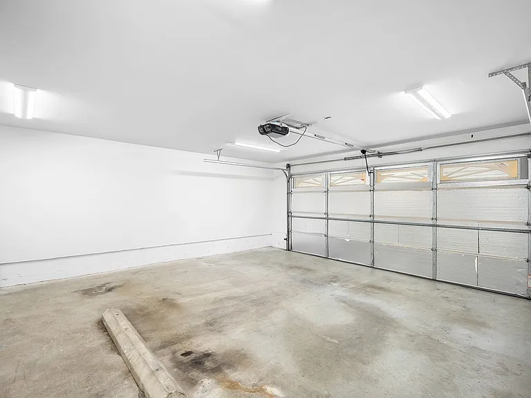 2359 Mira Vista Ave #F — Photo 24