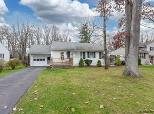 53 Brockley Dr, Delmar, NY 12054