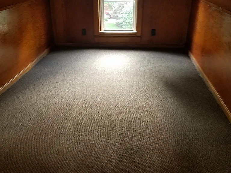 347 E Crain Ave — Photo 6