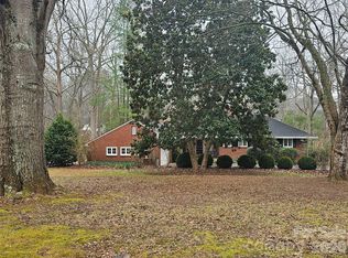 125 Hillside Dr, Shelby, NC 28150