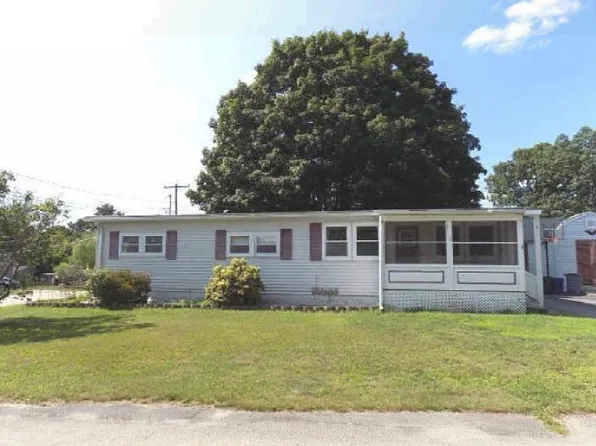 9 Richard Ave, Webster, MA 01570