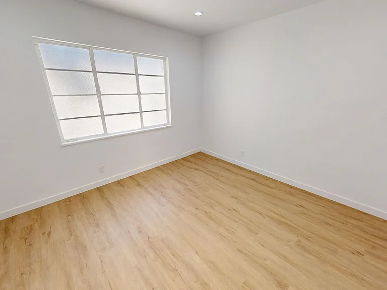 Welcome Home || Newly Upgraded Weho Apt || Free Rent! — Photo 8