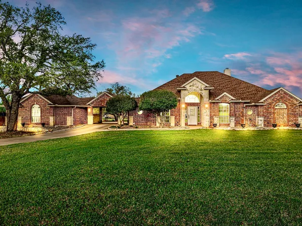 1010 Bentwater Pkwy, Granbury, TX 76049
