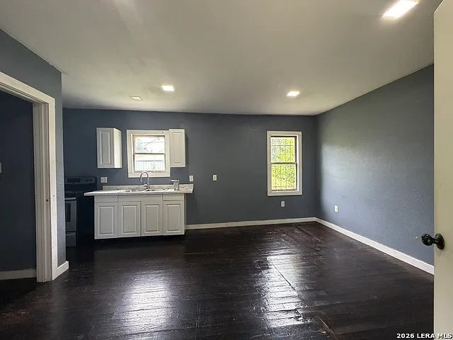 116 Hot Wells Blvd #1 — Photo 10