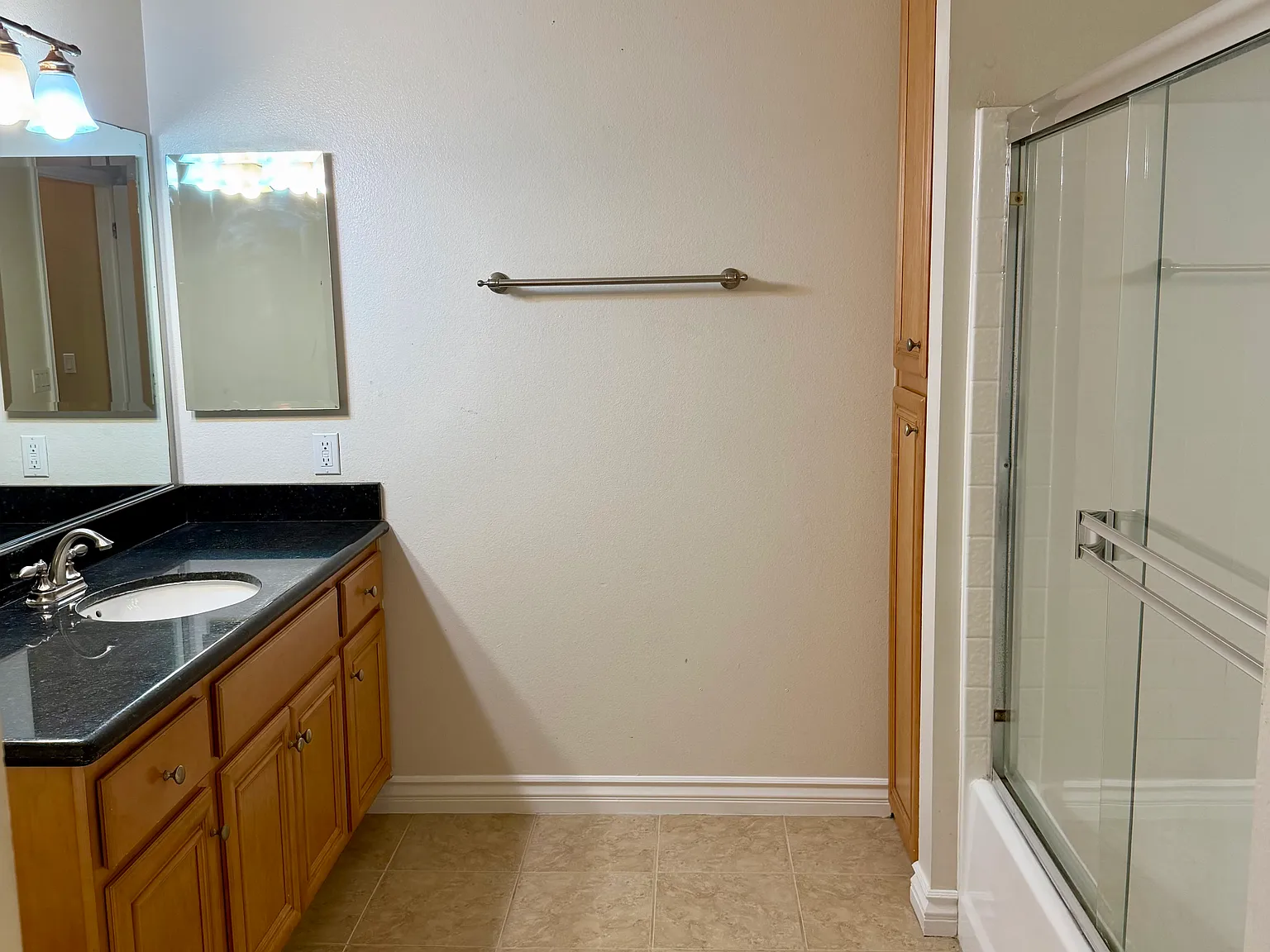 1 bed, 664 sqft, $2,350 — Photo 3