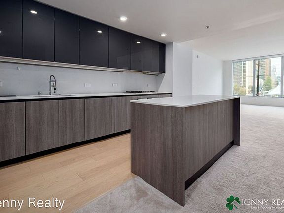 3rd image of 201 Folsom St #3B