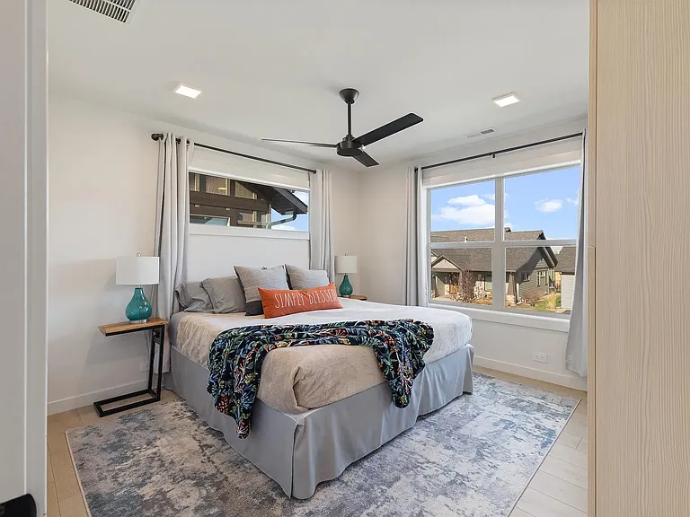 2082 Dennison Ln — Photo 22