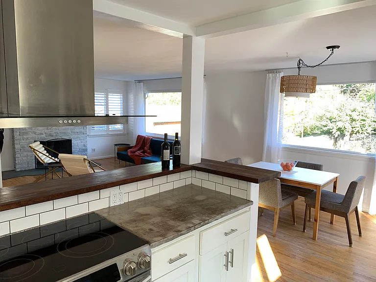 5014 35th Ave SW — Photo 9