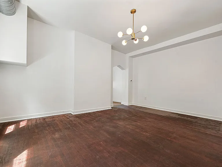 359 W 13th Ave — Photo 7