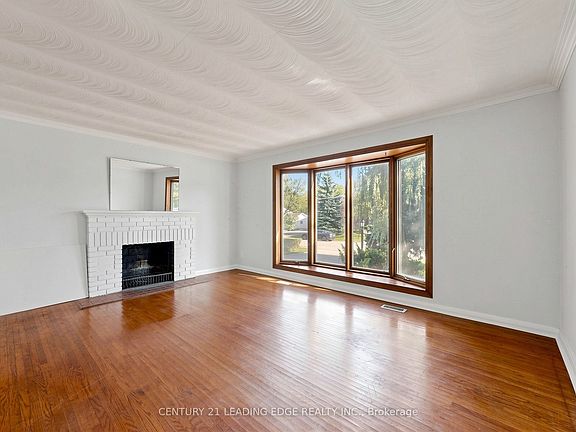 4th image of 4 Rougecrest Dr