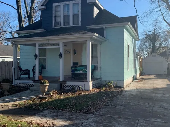 311 E Houghton St, Tuscola, IL 61953