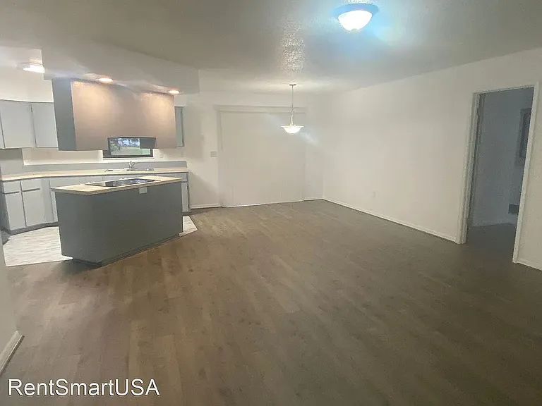 35 Aberdeen Cir — Photo 4