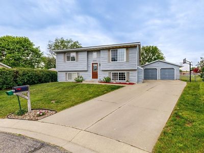 1909 3rd Ave NE, Stewartville, MN, 55976