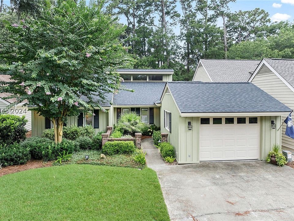 1st image of 17 Wax Myrtle Ln