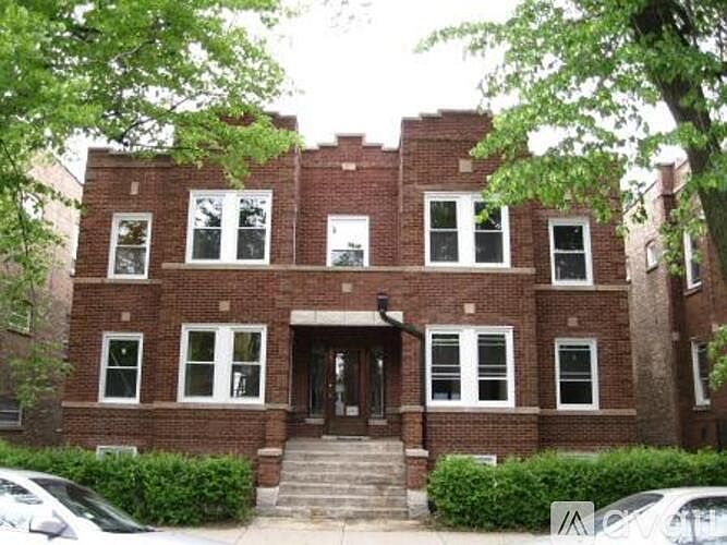 1st image of 3349 N Lawndale Ave #2