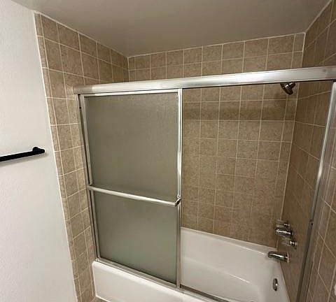 5th image of 1249 N June St APT 7