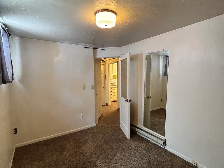 1278 Mound Ave — Photo 9
