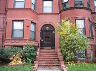 1061 Beacon St APT 9, Brookline, MA 02446