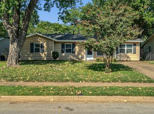 815 Milam Dr, Euless, TX 76039