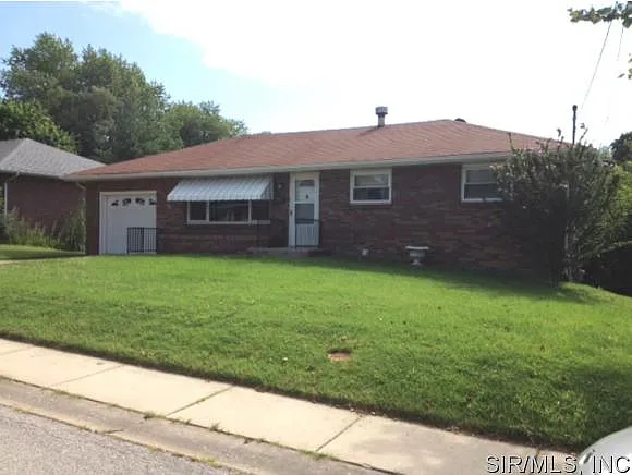223 Ladd St photo 1