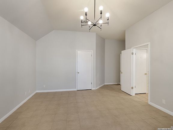 5th image of 2506 Somerall