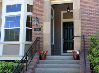 1528 NE 65th Ave, Hillsboro, OR