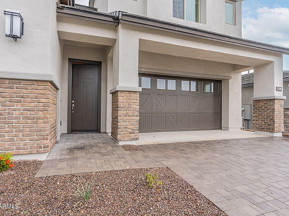 5th image of 21390 W MEADOWBROOK Avenue