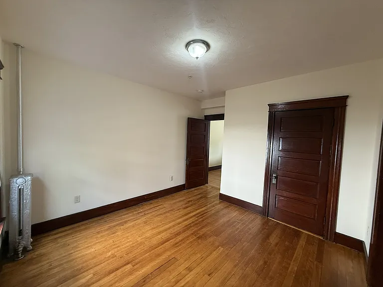 32 Woodbine St #1 — Photo 21