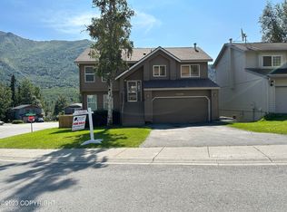 18830 Katelyn Cir, Eagle River, AK 99577