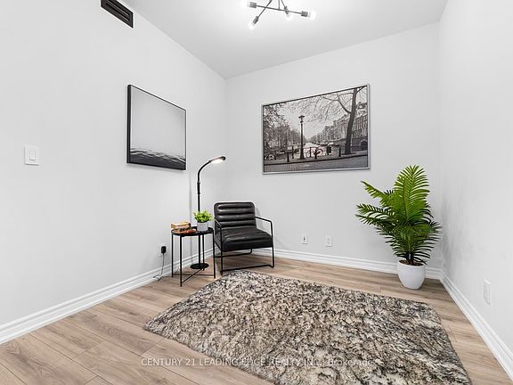 4th image of 9225 Jane St #911