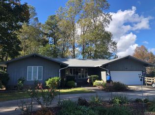 311 Country Club Dr, Edenton, NC 27932