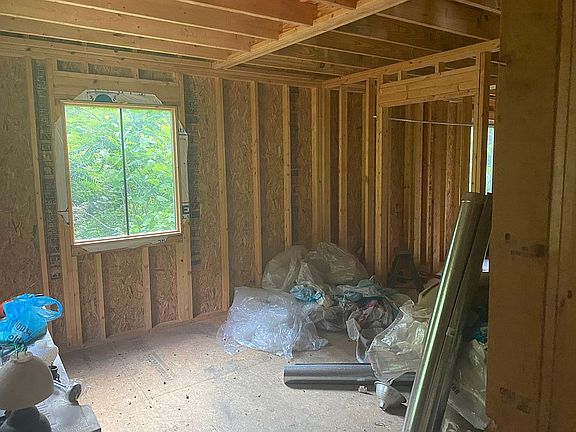 3rd image of 2226 Mountain Side Dr