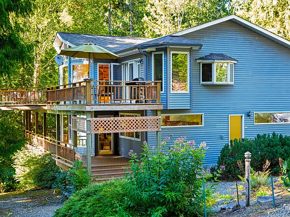 5th image of 10922 186th Ave NW